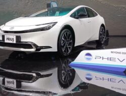 1 dari 4 SPK Toyota di GIIAS 2024 Merupakan Kendaraan Pribadi Hybrid