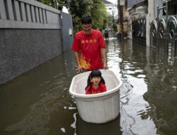 Penampakan Bencana Banjir Kepung Wilayah Grogol Jakarta