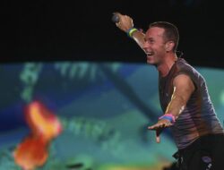 Vokalis India Curhat Stres Disorakin kala Jadi Pembuka Coldplay