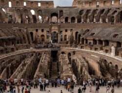 Mengagumi Kemegahan Koloseum di Roma Italia