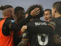 Jay Idzes Absen, Venezia Degradasi dari Serie A