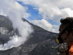 Curah Hujan Tinggi di Gunung Tangkuban Parahu, Waspada Erupsi Freatik