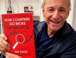 Ray Dalio Tetap Sebagai Penasihat Informal, Tidak Dibayar