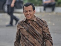 Riza Chalid Masih Berada di Malaysia