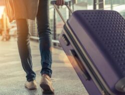 Sopir Kendaraan Bus Pergoki Wanita Bawa Koper Berisi Bocah 2 Tahun Hidup-hidup