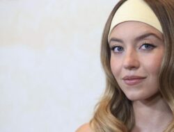 Sydney Sweeney Disebut Dipepet Bintang Premier League lewat DM