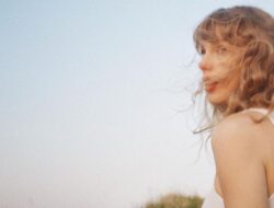 Suruhan Justin Baldoni Incar Taylor Swift Sampai saat ini Terobos Rumah Travis