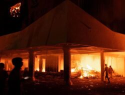 BEM se-Makassar Bantah Terlibat Pembakaran Kantor DPRD