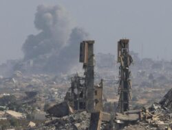 Serangan Israel Bunuh 30 Warga Gaza Usai Kesepakatan Gencatan Senjata