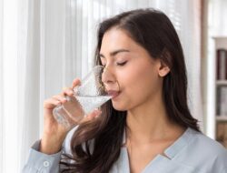 Jangan Anggap Sepele Air Minum, Ini Dampaknya bagi Kesehatan Ginjal