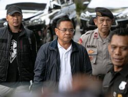 Bupati Sudewo Bentuk ‘Tim 8’ untuk Peras kandidat Perangkat Desa