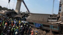 Crane Timpa Kereta Thailand Tewaskan 22 Orang