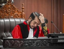 MK Beri Surat Peringatan untuk Anwar Usman: Paling Rajin Bolos Rapat